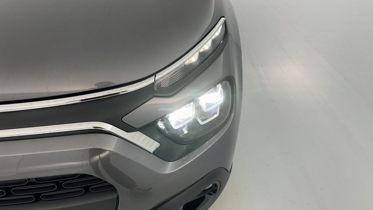 Citroen C3 III 1.2 PureTech 110ch Shine