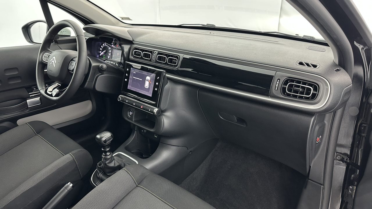 Citroen C3 III 1.2 PureTech 110ch Shine