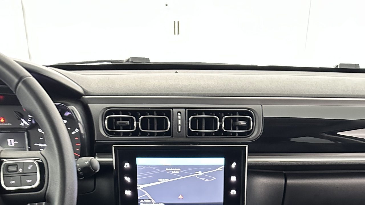 Citroen C3 III 1.2 PureTech 110ch Shine
