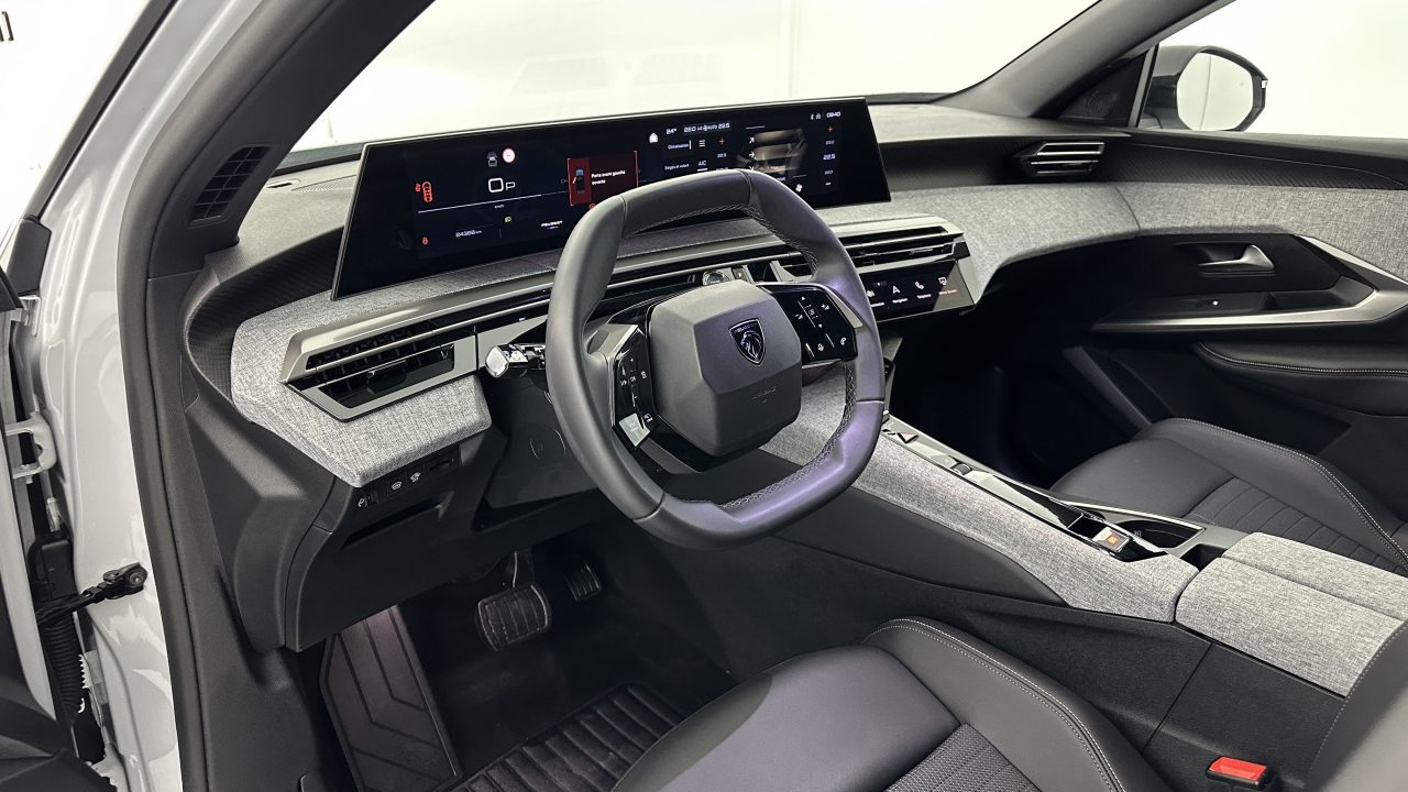 Peugeot 3008 1.2 Hybrid 136ch Allure e-DCS6