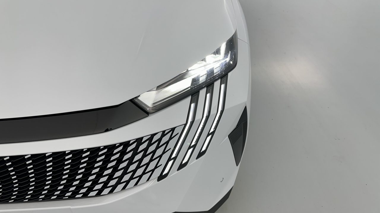 Peugeot 3008 1.2 Hybrid 136ch Allure e-DCS6