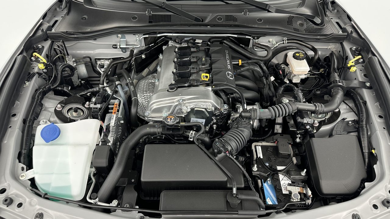 Mazda MX-5 ROADSTER 1.5 SKYACTIV-G 132ch Kazari