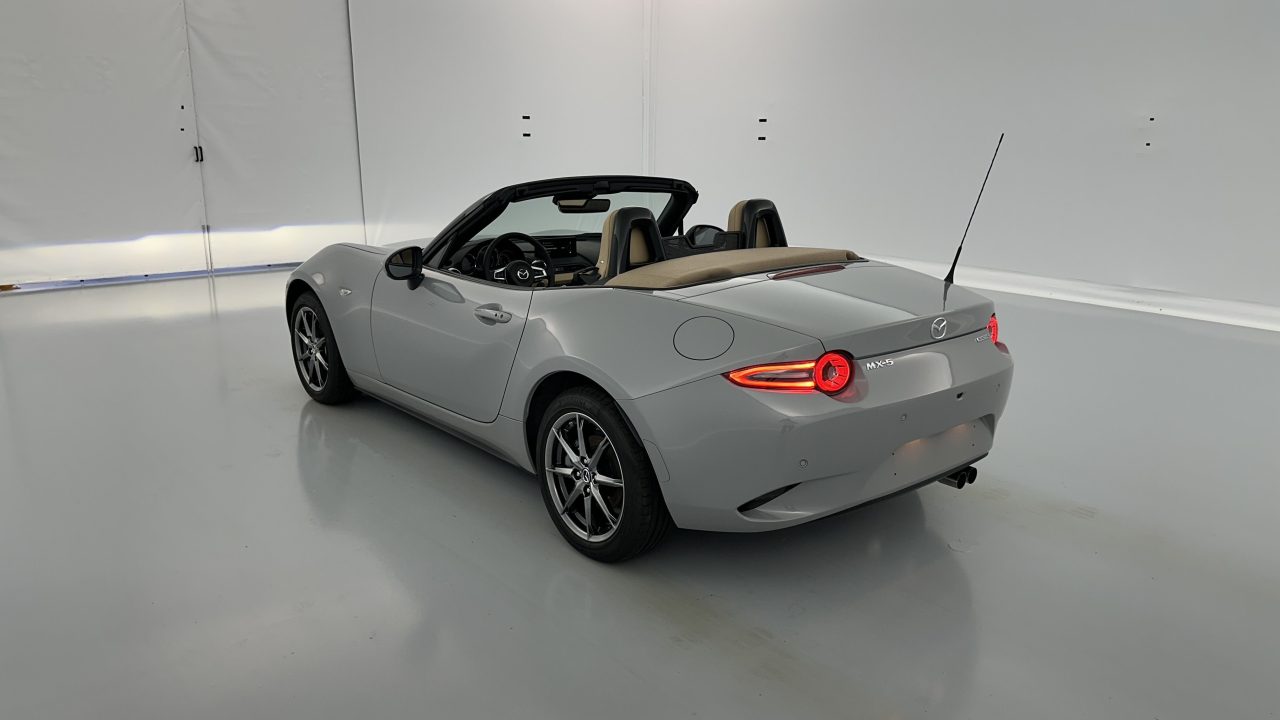 Mazda MX-5 ROADSTER 1.5 SKYACTIV-G 132ch Kazari
