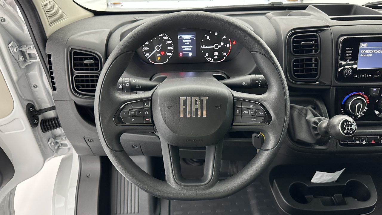 Fiat DUCATO 3.5 L Maxi 140ch PLATEAU RIDELLES
