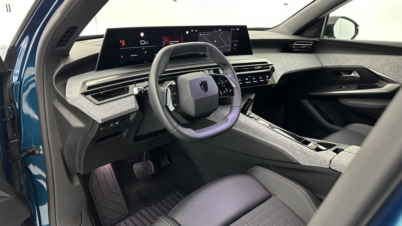 Peugeot 3008 1.2 Hybrid 136ch Allure e-DCS6