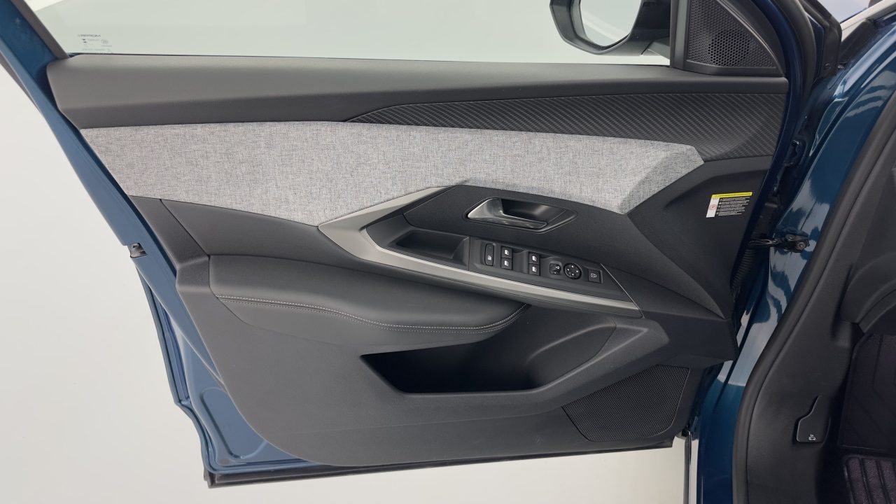 Peugeot 3008 1.2 Hybrid 136ch Allure e-DCS6