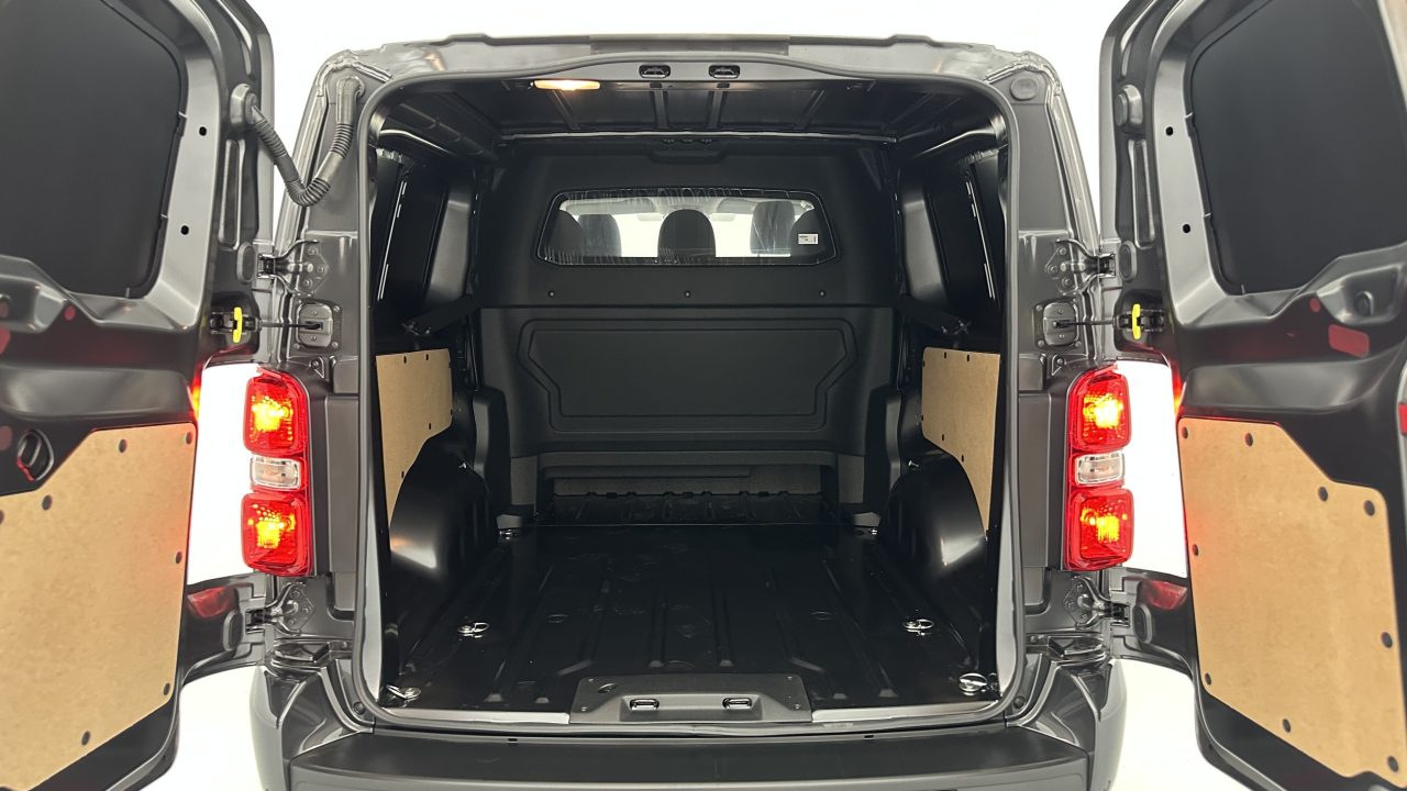 Fiat SCUDO CA III XL 2.0 BlueHDi 180ch Pack Premium Connect EAT8