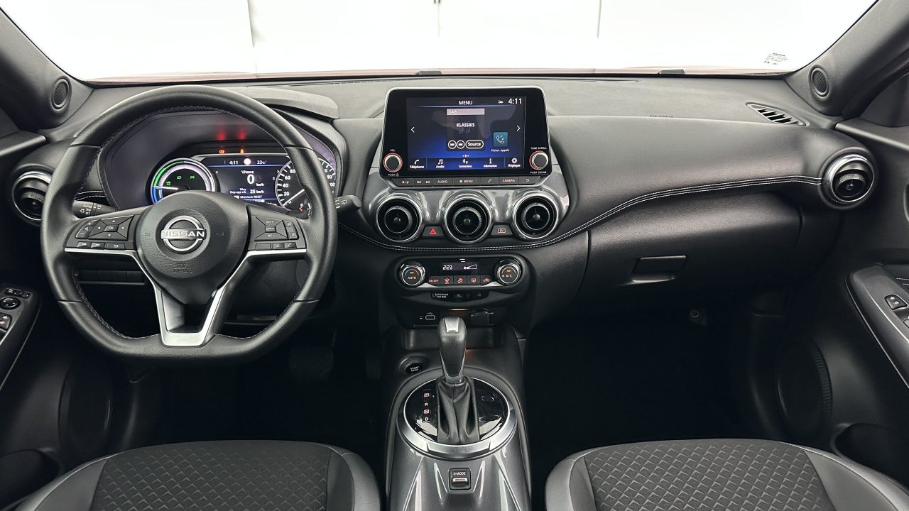 Nissan JUKE 1.6 HYBRID 143ch N-Connecta