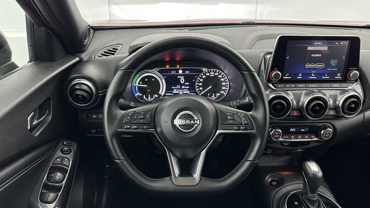 Nissan JUKE 1.6 HYBRID 143ch N-Connecta