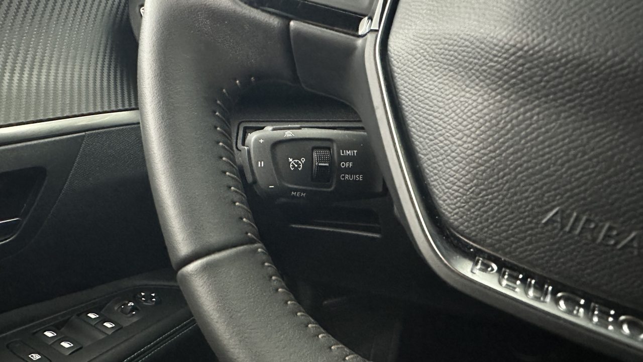 Peugeot 3008 1.2 Hybrid 136ch Allure Pack e-DCS6