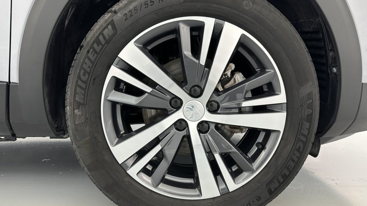 Peugeot 3008 1.2 Hybrid 136ch Allure Pack e-DCS6
