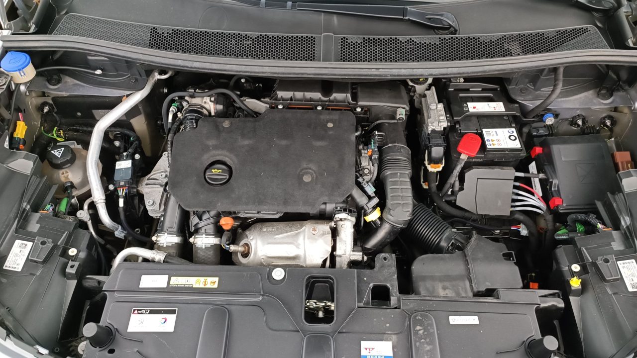 Peugeot 5008 III 1.5 BlueHDi 130ch Allure Pack EAT8