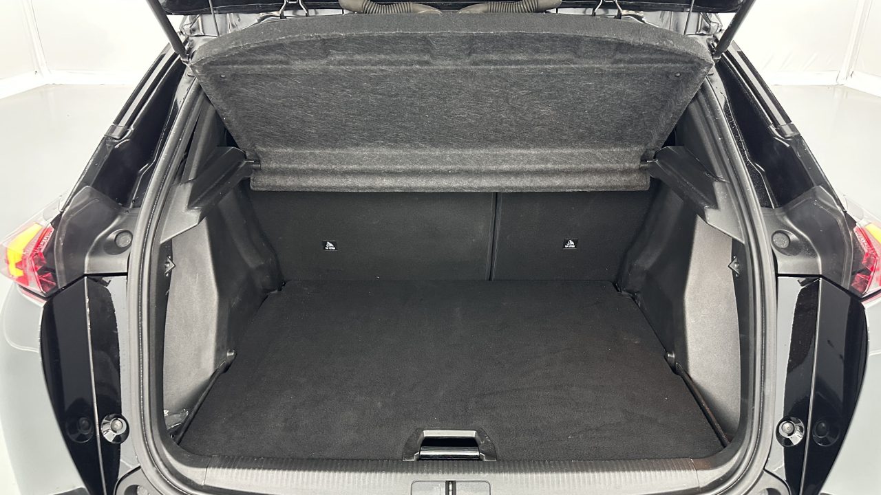 Peugeot 2008 1.2 PureTech 130ch Allure