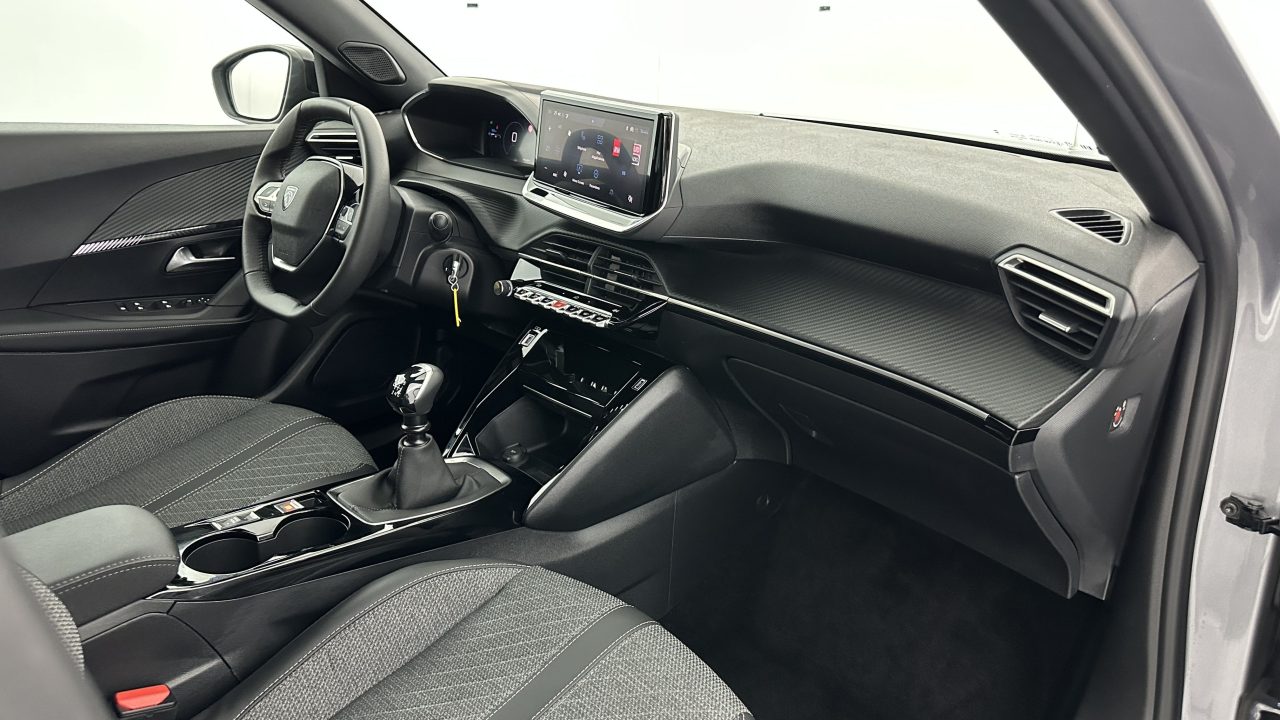 Peugeot 2008 1.2 PureTech 100ch Allure