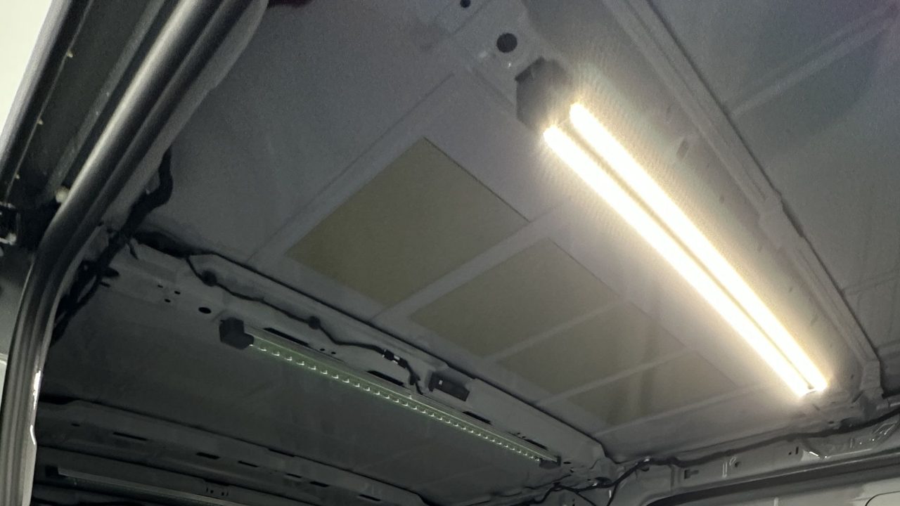 Volkswagen TRANSPORTER T7 L2H1 2.0 TDI 150ch Business BVA8