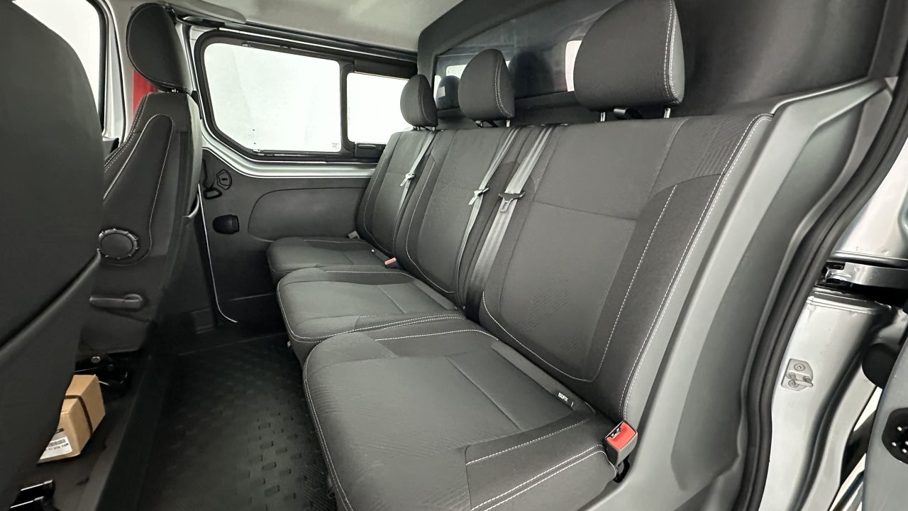 Renault Trucks TRAFIC CA L2H1 3000 2.0 dCi 150ch RED Edition EDC