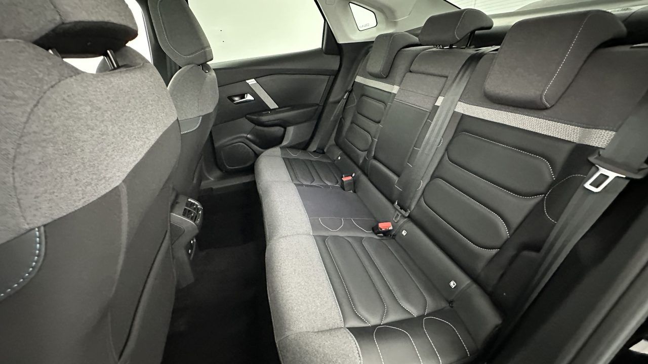 Citroen C4 X 1.2 PureTech 130ch Max EAT8