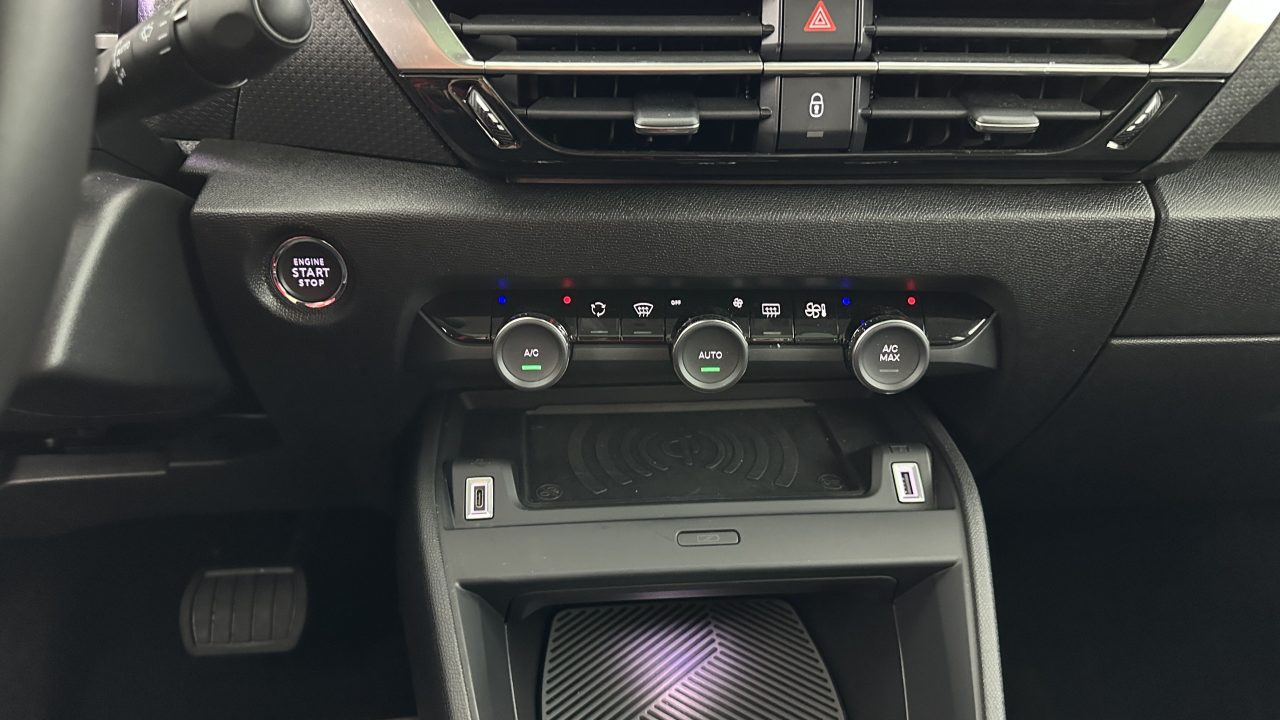 Citroen C4 X 1.2 PureTech 130ch Max EAT8