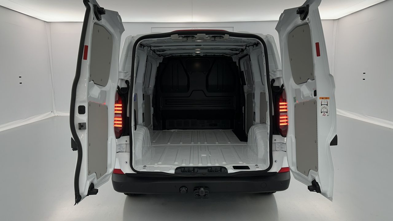 Volkswagen TRANSPORTER T7 Van L1 2.0 TDI 150ch Business BVA8