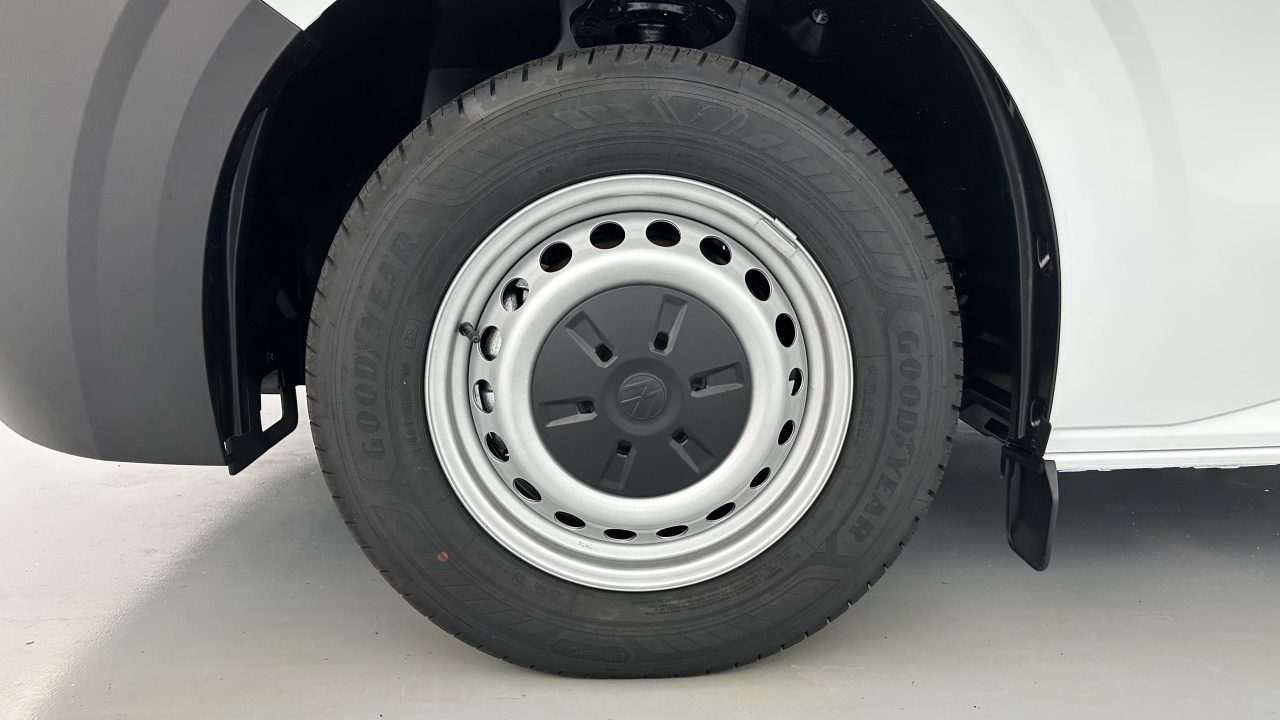 Volkswagen TRANSPORTER T7 Van L1 2.0 TDI 150ch Business BVA8