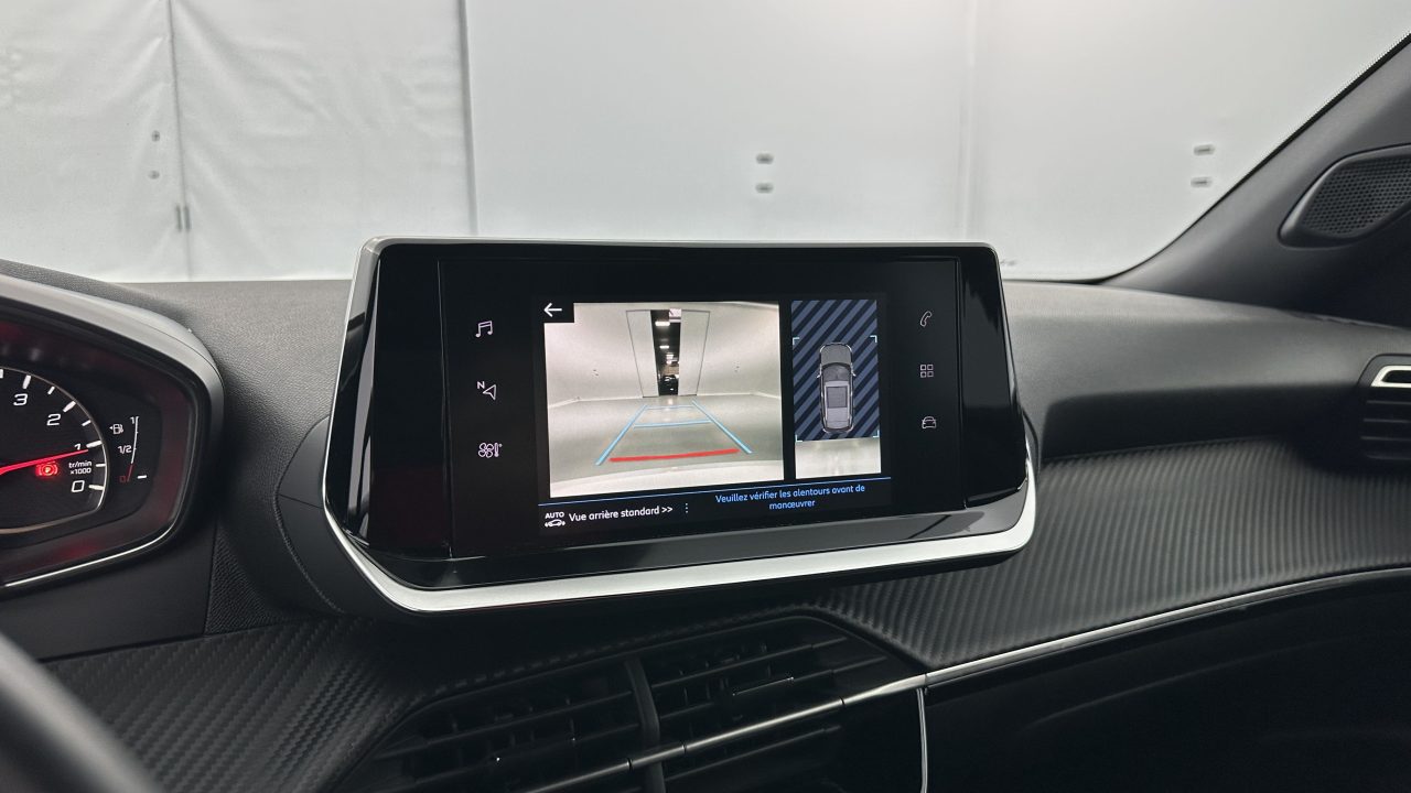 Peugeot 2008 1.2 PureTech 100ch Style