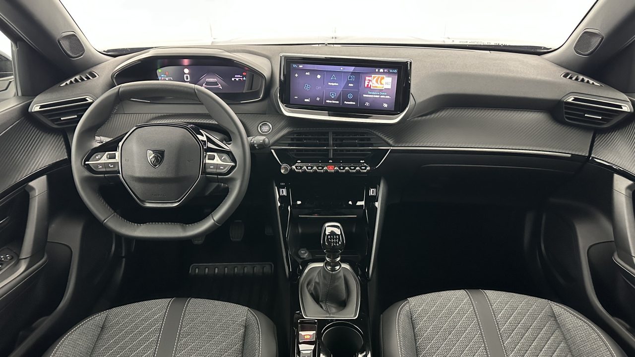 Peugeot 2008 1.2 PureTech 100ch Allure