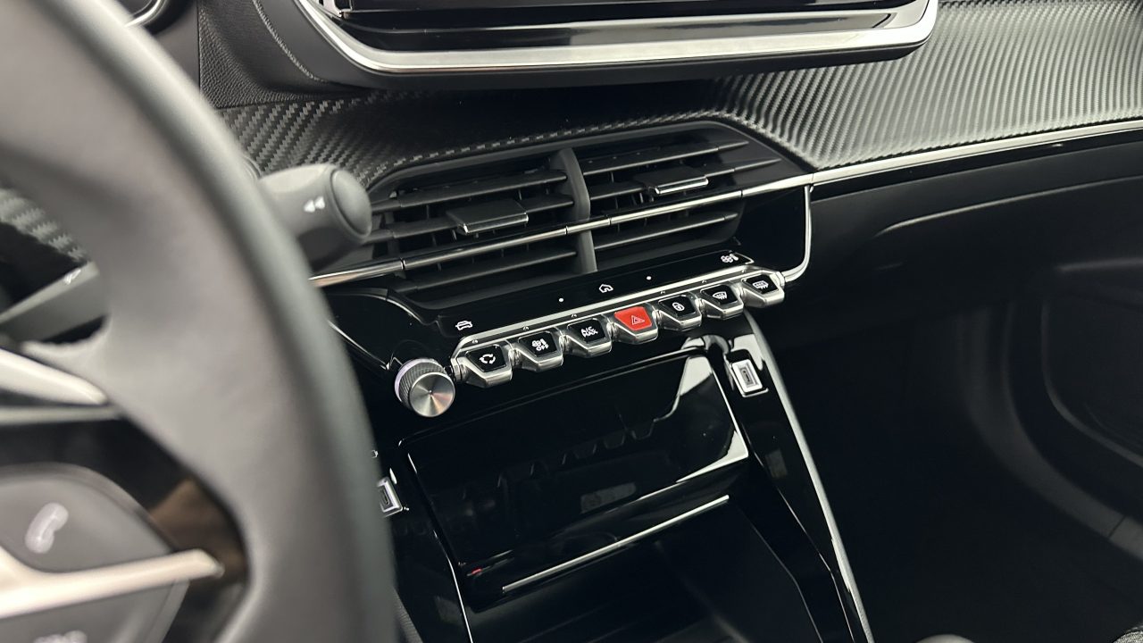 Peugeot 2008 1.2 PureTech 100ch Allure