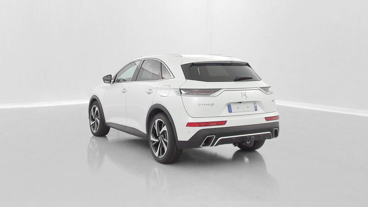 DS DS7 CROSSBACK 1.6 Hybride E-Tense 300 EAT8 4×4 Rivoli