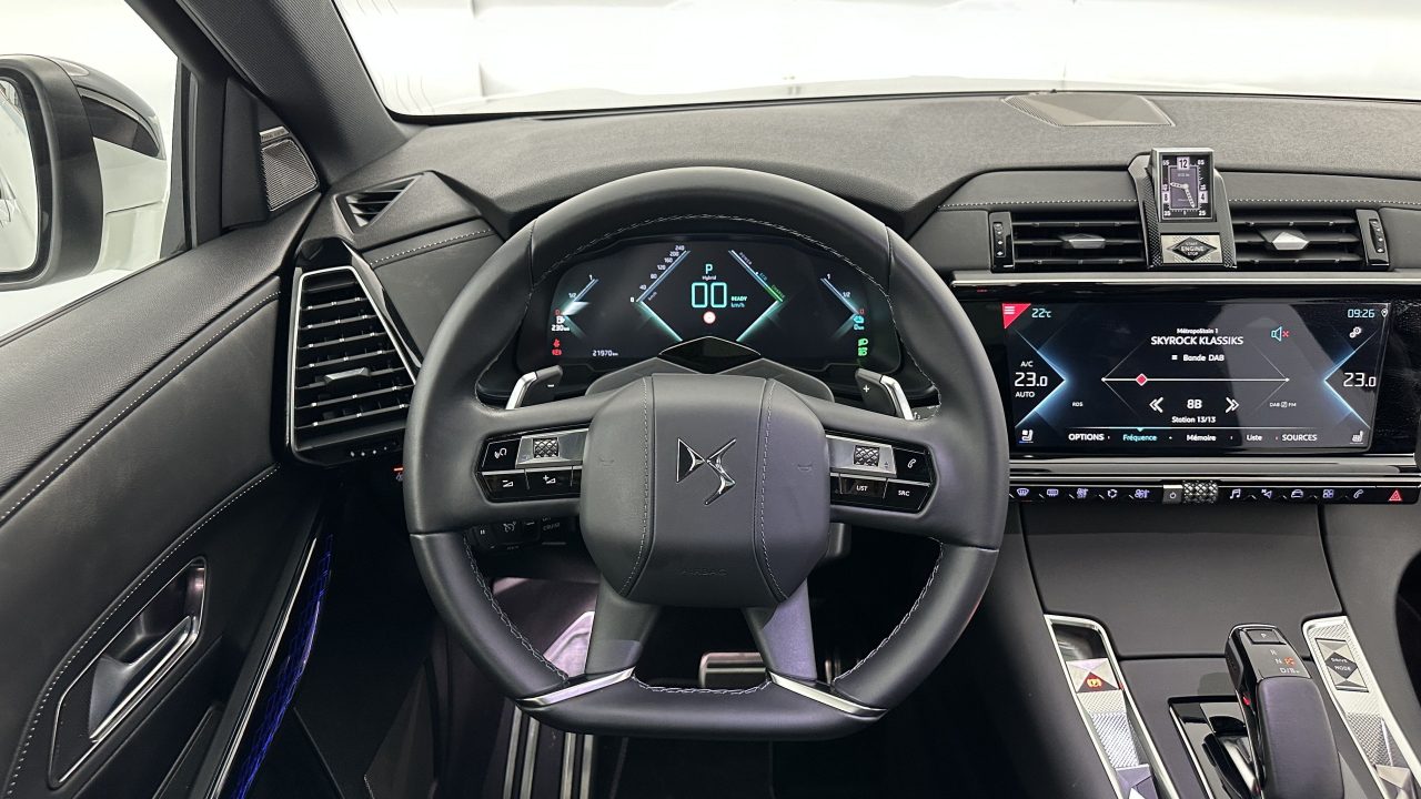 DS DS7 CROSSBACK 1.6 Hybride E-Tense 300 EAT8 4×4 Rivoli