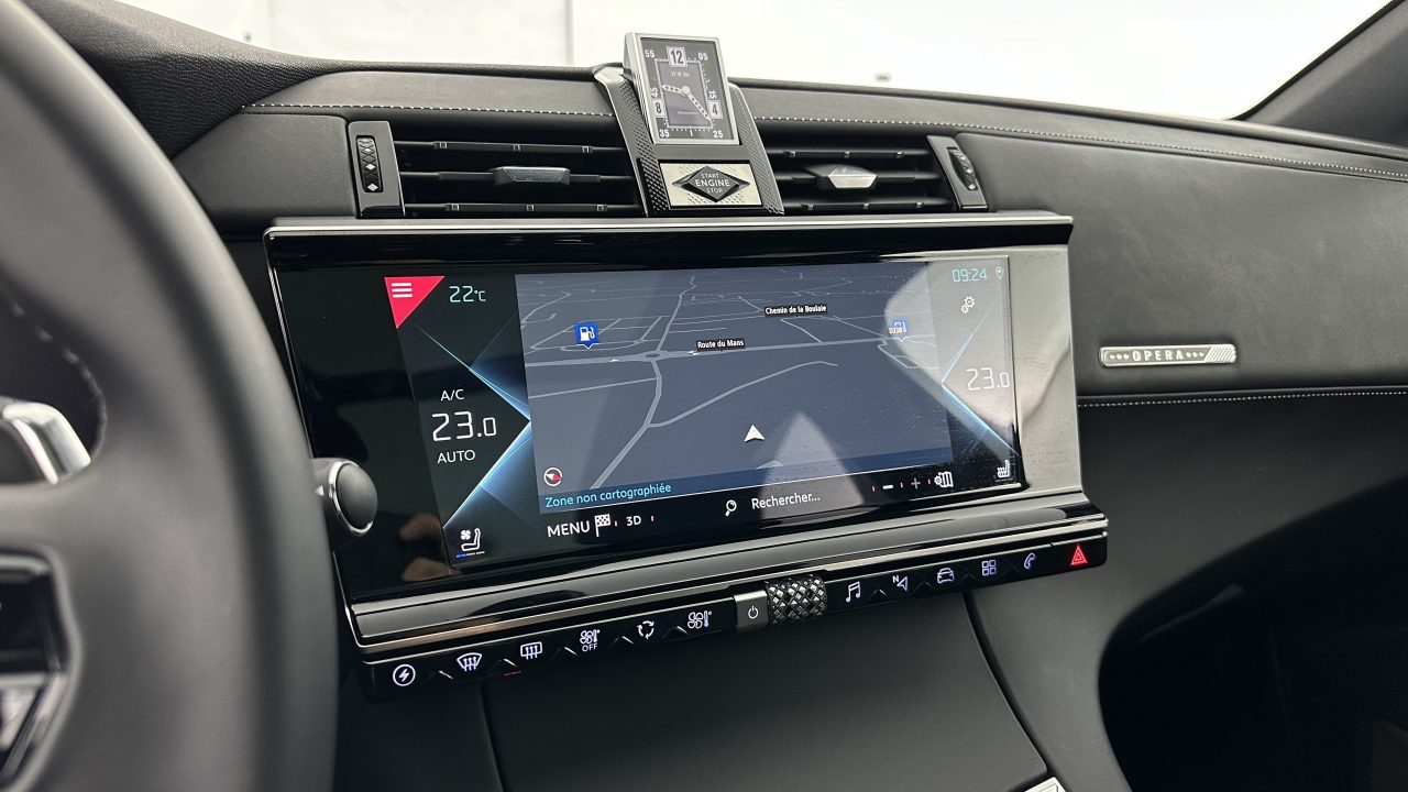DS DS7 CROSSBACK 1.6 Hybride E-Tense 300 EAT8 4×4 Rivoli