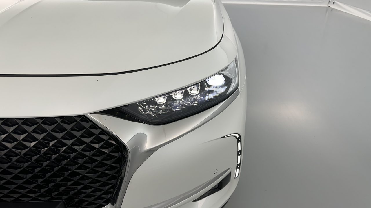 DS DS7 CROSSBACK 1.6 Hybride E-Tense 300 EAT8 4×4 Rivoli