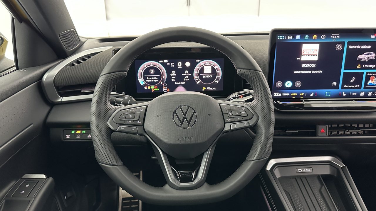 Volkswagen T-ROC 1.5 eTSI EVO2 Hybrid 150ch R-Line DSG7