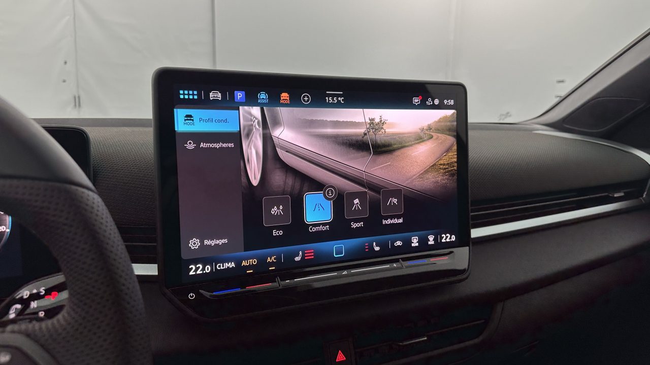 Volkswagen T-ROC 1.5 eTSI EVO2 Hybrid 150ch R-Line DSG7