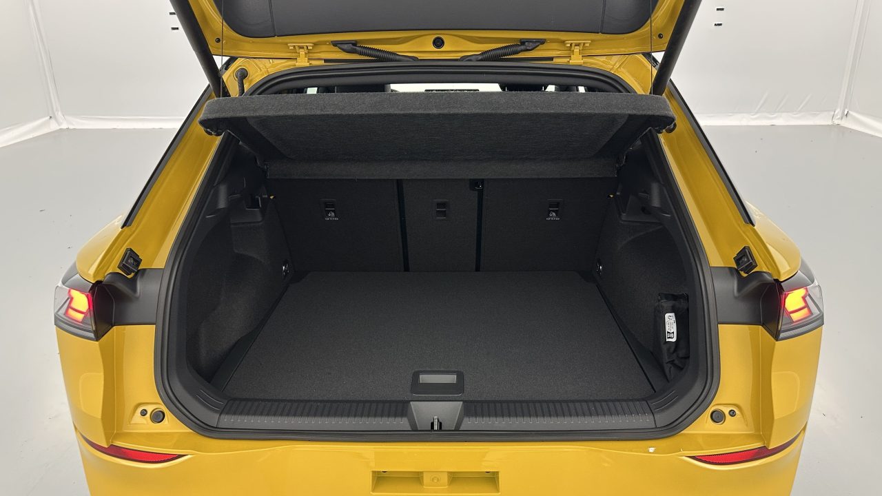 Volkswagen T-ROC 1.5 eTSI EVO2 Hybrid 150ch R-Line DSG7