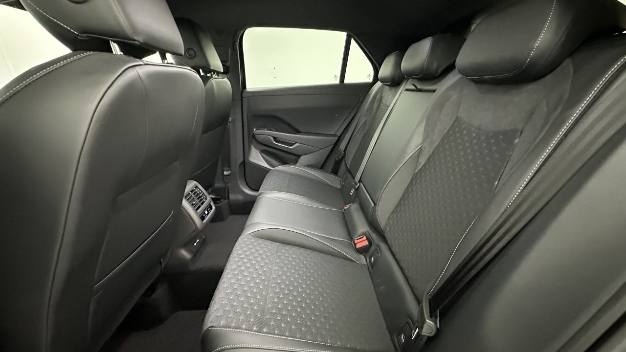 Volkswagen T-ROC 1.5 eTSI EVO2 Hybrid 150ch R-Line DSG7