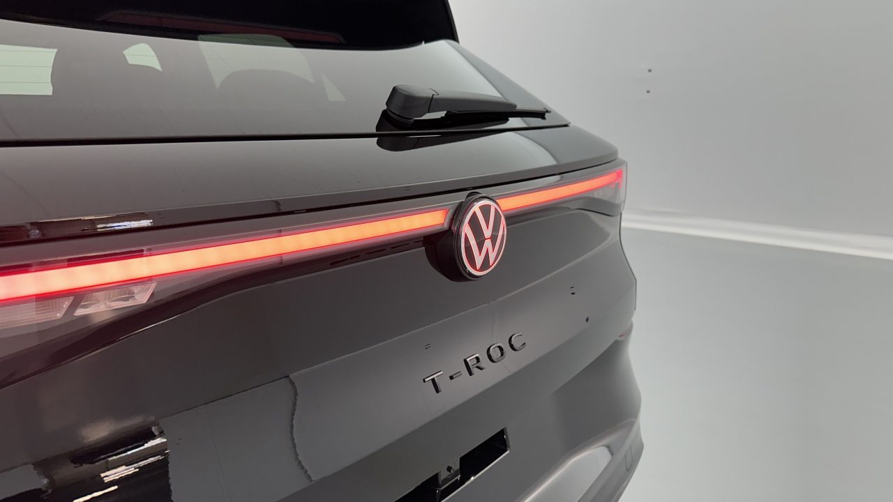 Volkswagen T-ROC 1.5 eTSI EVO2 Hybrid 150ch R-Line DSG7