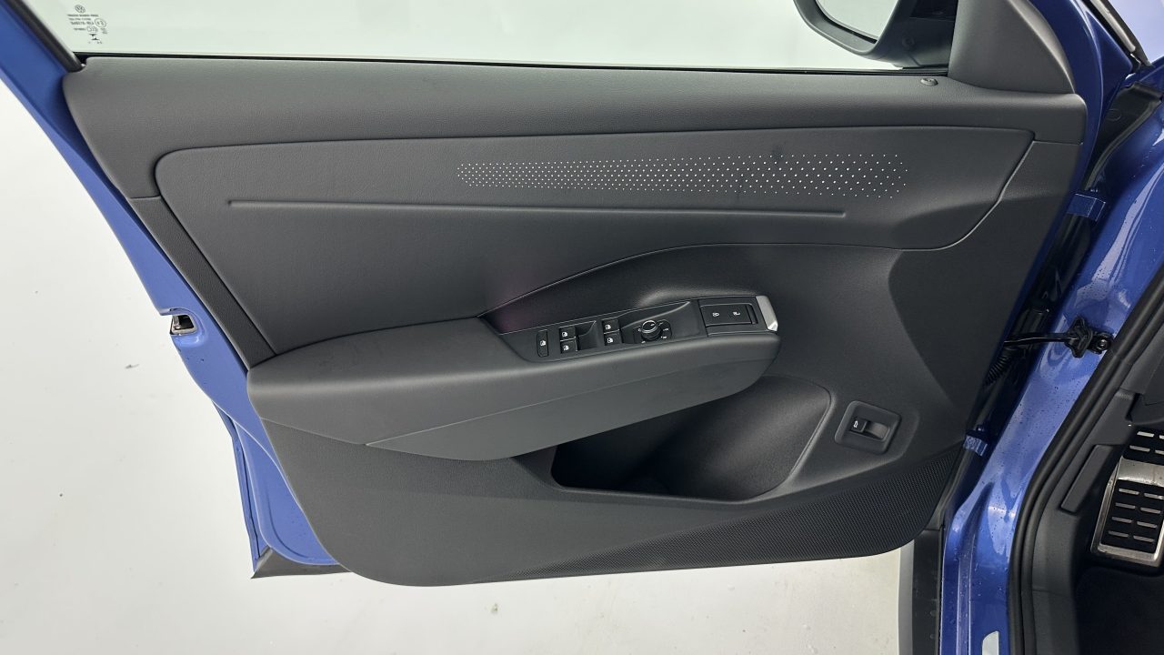 Volkswagen T-ROC 1.5 eTSI EVO2 Hybrid 150ch R-Line DSG7