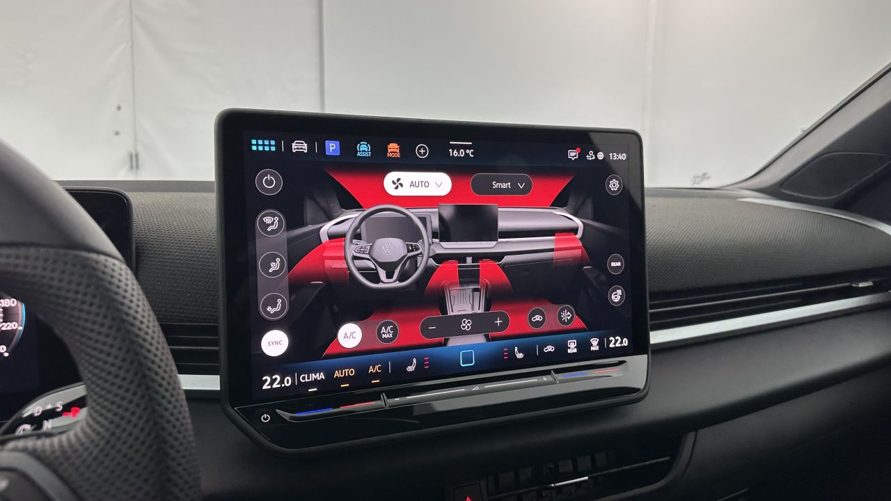 Volkswagen T-ROC 1.5 eTSI EVO2 Hybrid 150ch R-Line DSG7