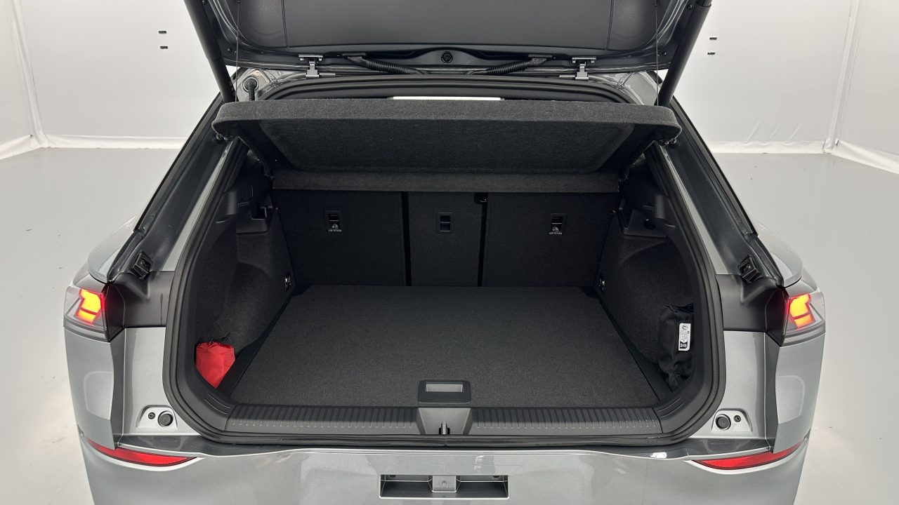 Volkswagen T-ROC 1.5 eTSI EVO2 Hybrid 150ch R-Line DSG7
