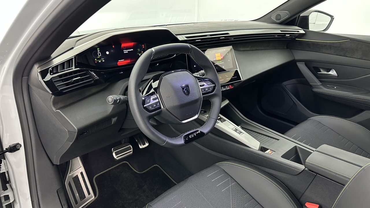 Peugeot 308 III(2) 1.2 Hybrid 145ch GT e-DCS6