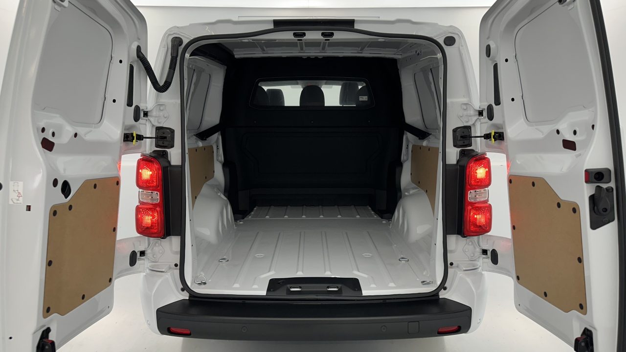 Fiat SCUDO CA XL 2.0 BlueHDi 180ch Pack Premium Connect EAT8