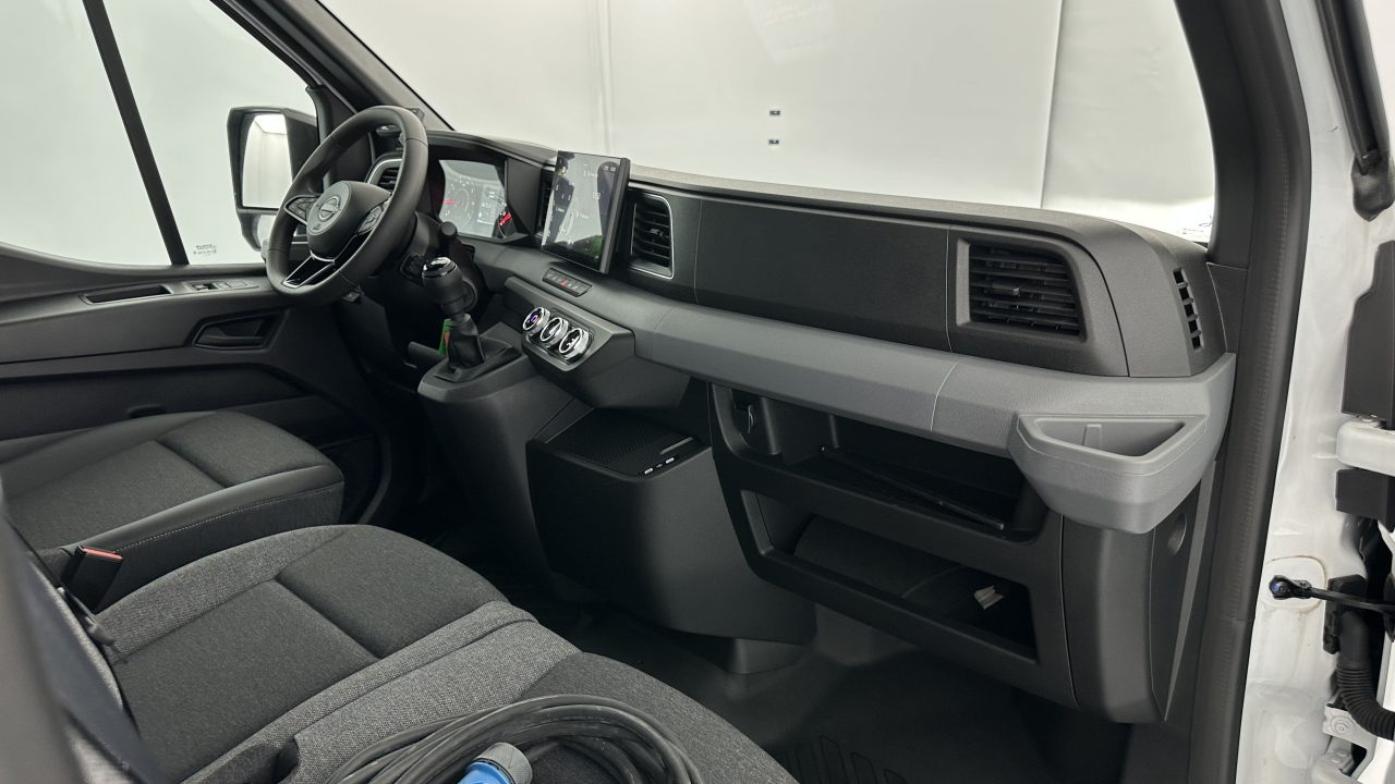 Nissan INTERSTAR 3T5 L2H2 2.0 DCI 130ch N-Connecta Frigo Lamberet