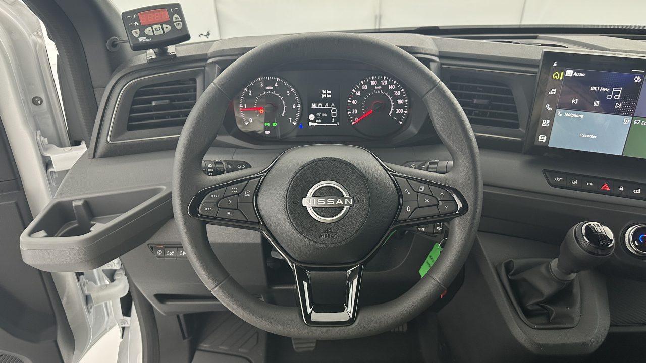 Nissan INTERSTAR 3T5 L2H2 2.0 DCI 130ch N-Connecta Frigo Lamberet