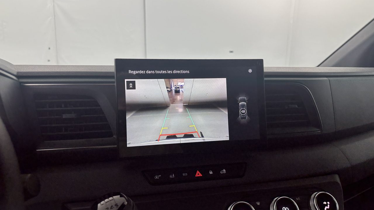 Nissan INTERSTAR 3T5 L2H2 2.0 DCI 130ch N-Connecta Frigo Lamberet