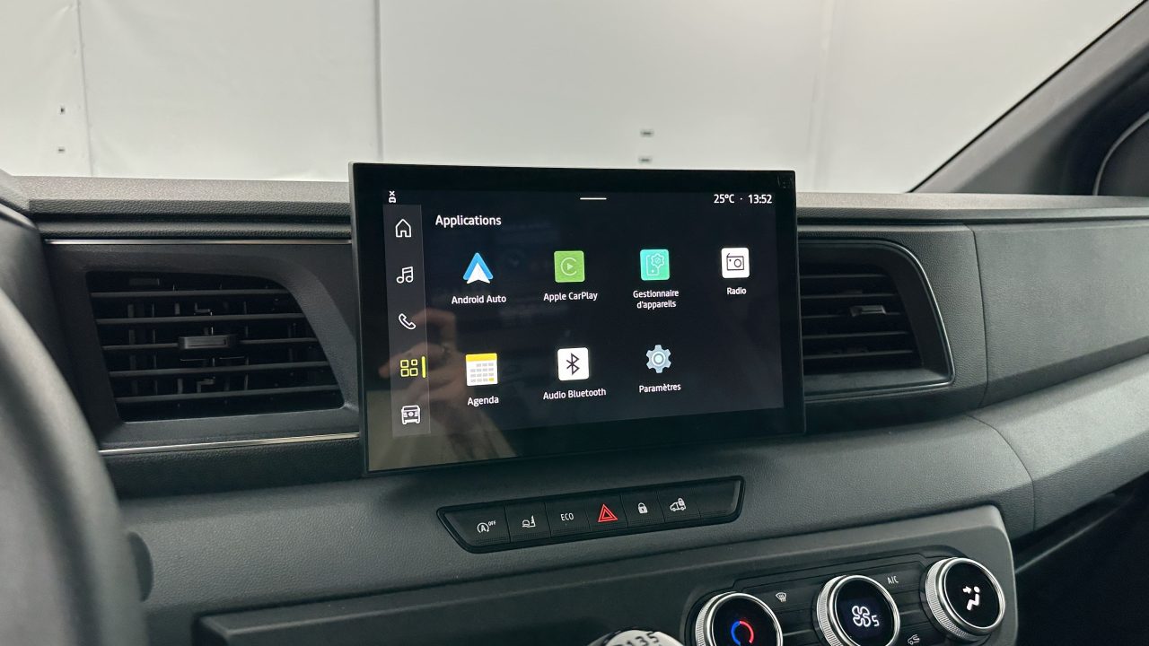 Nissan INTERSTAR 3T5 L2H2 2.0 DCI 130ch N-Connecta Frigo Lamberet