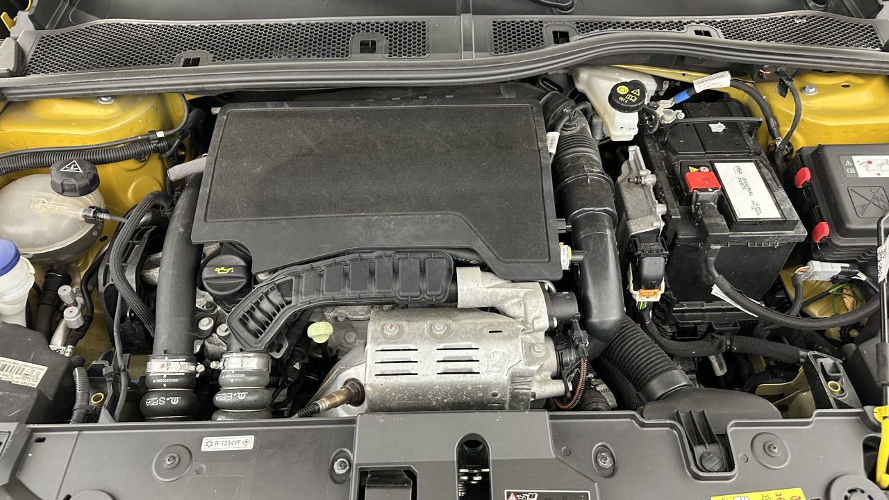 Peugeot 208 II 1.2 PureTech 100ch GT EAT8