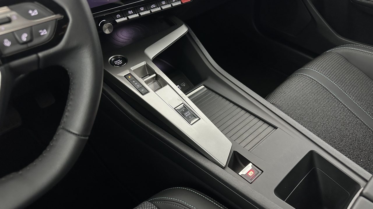 Peugeot 308 1.5 BlueHDi 130ch Allure EAT8