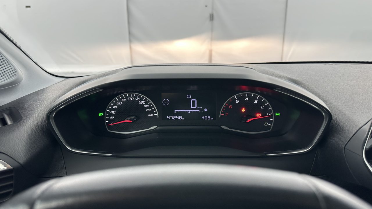 Peugeot 208 II 1.2 PureTech 75ch Active