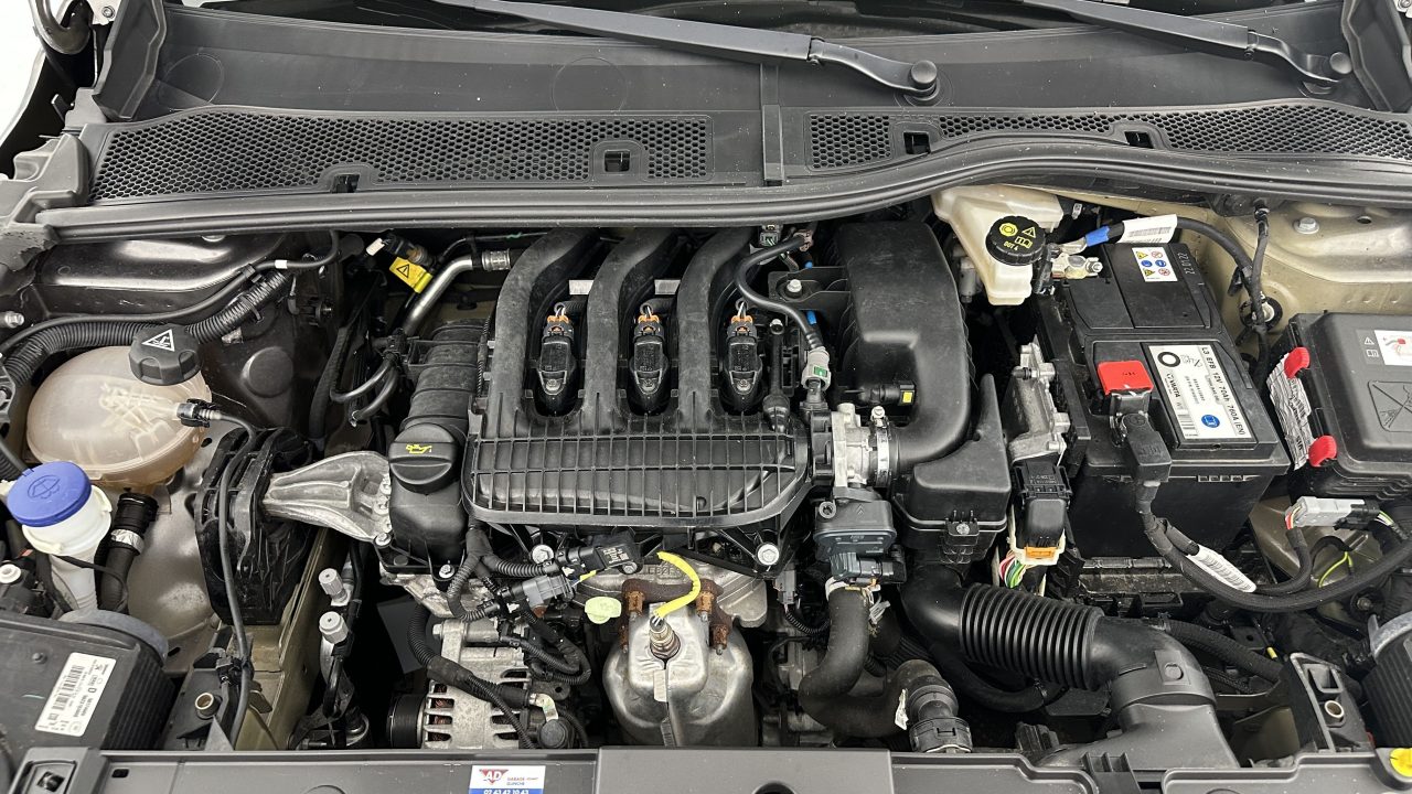 Peugeot 208 II 1.2 PureTech 75ch Active