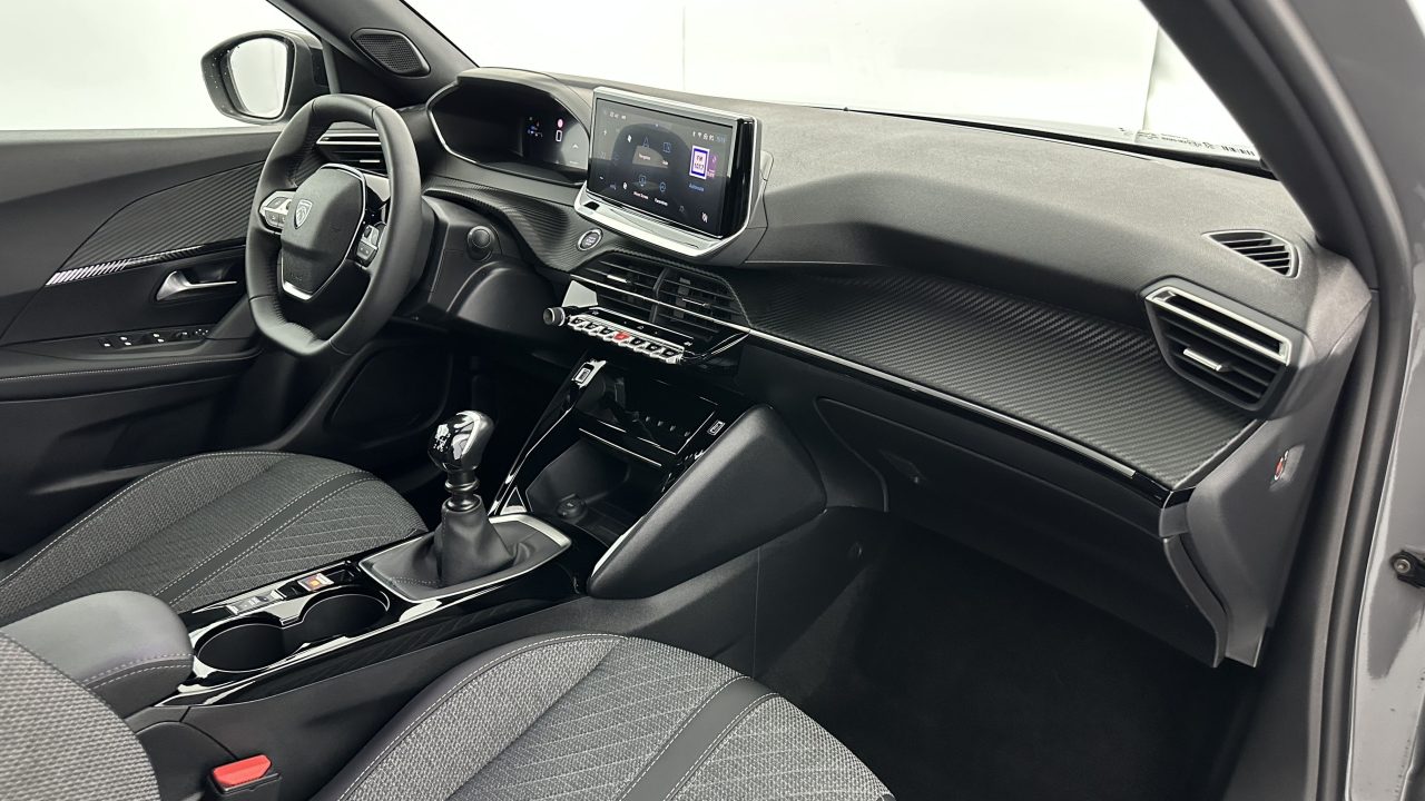 Peugeot 2008 1.2 PureTech 100ch Allure